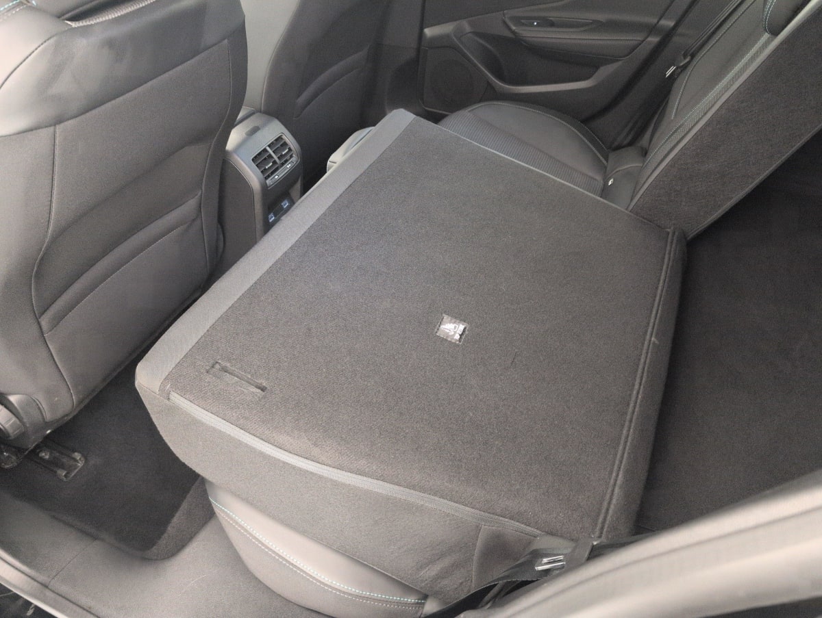 Peugeot 308 - Image 12