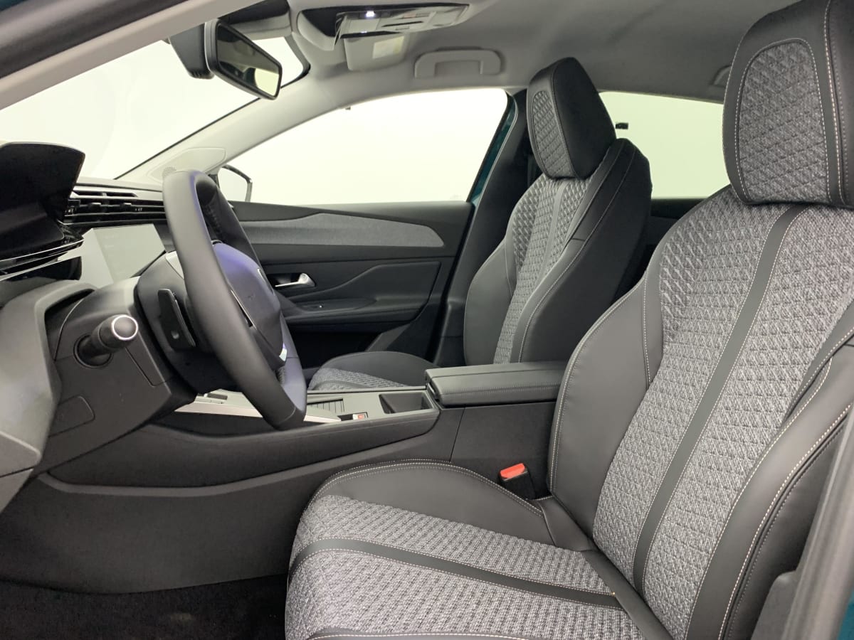 Peugeot 308 - Image 18