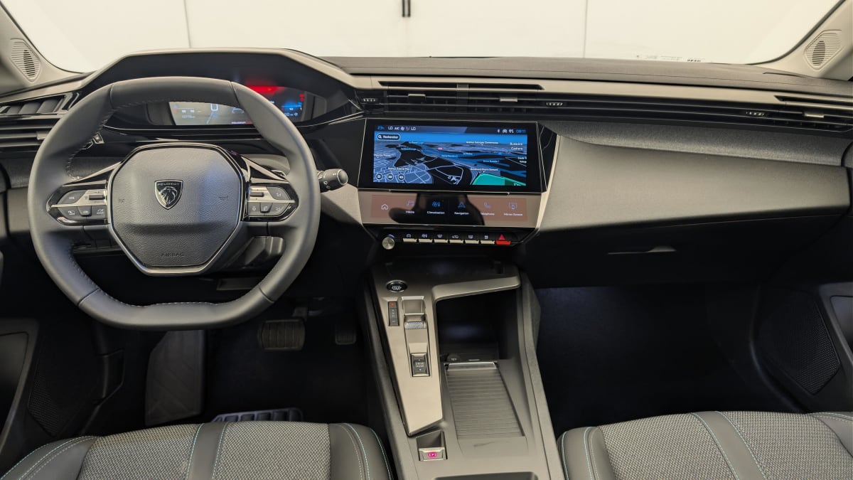 Peugeot 308 - Image 14