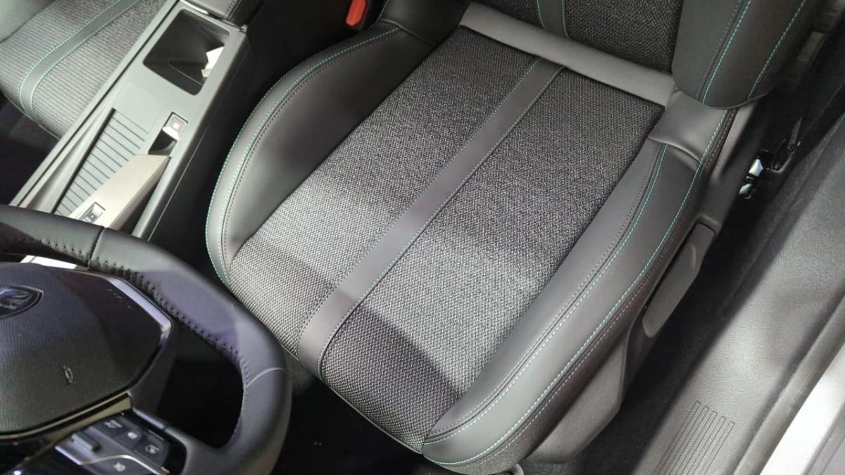 PEUGEOT 308 BLUEHDI 130CH EAT8 ALLURE