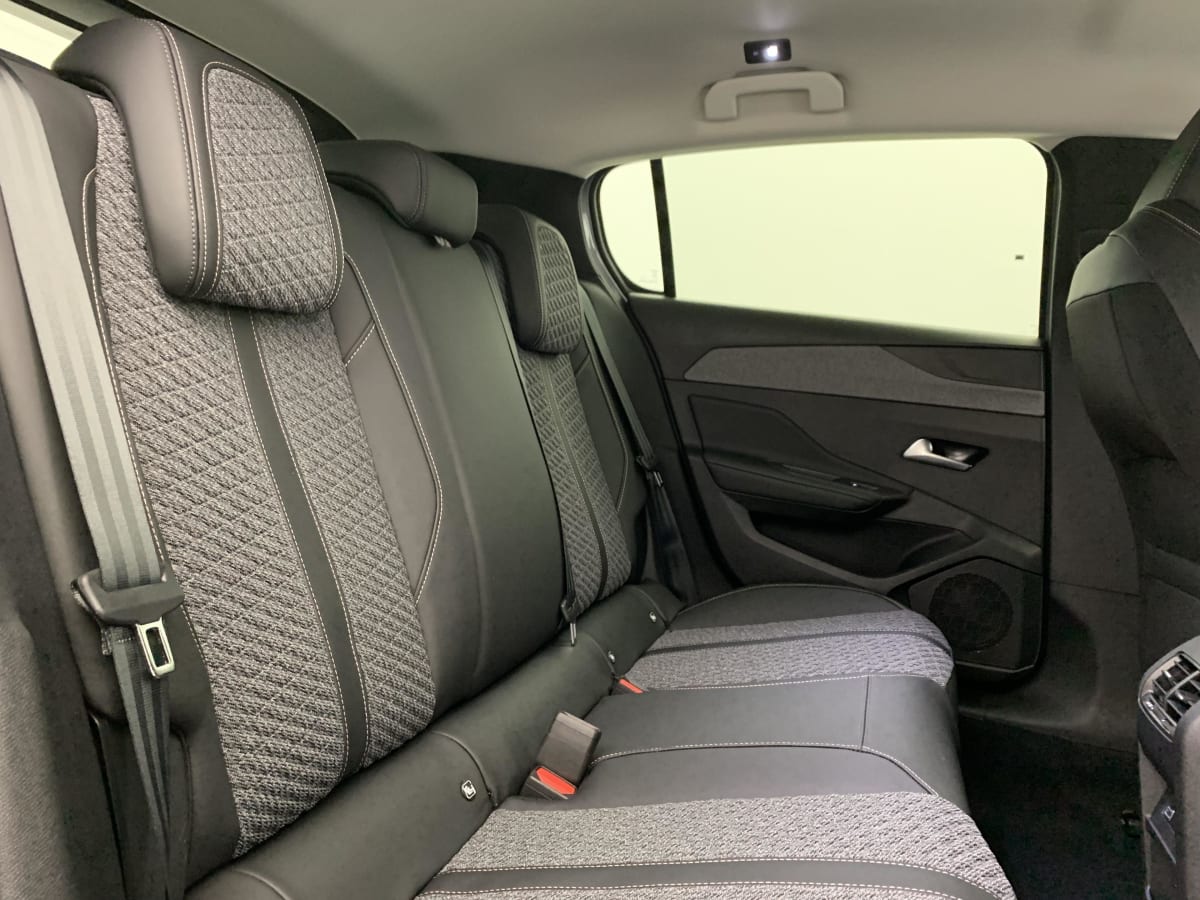 Peugeot 308 - Image 33