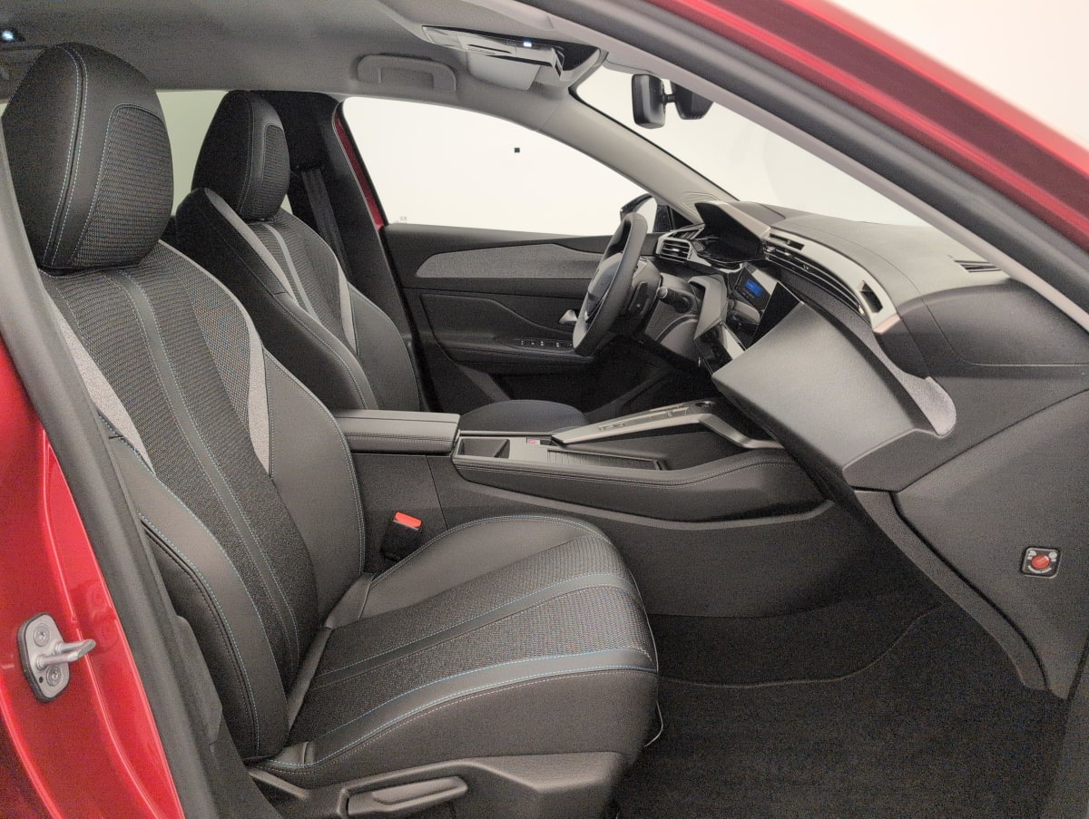 Peugeot 308 - Image 17