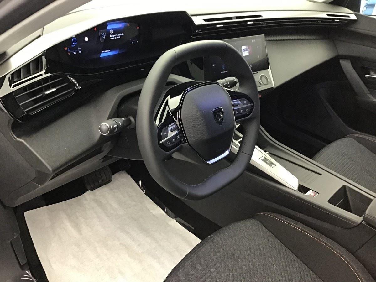 PEUGEOT 308 1.2 HYBRID 145 BUSINESS