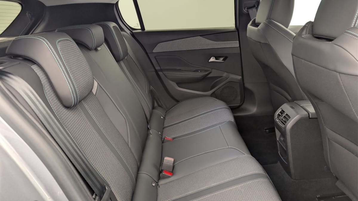 Peugeot 308 - Image 10