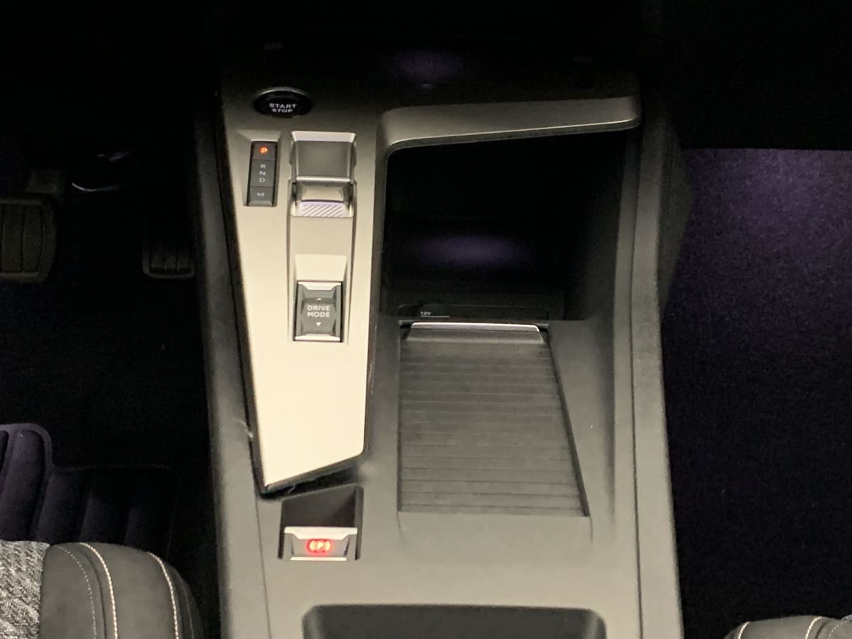 Peugeot 308 - Image 38