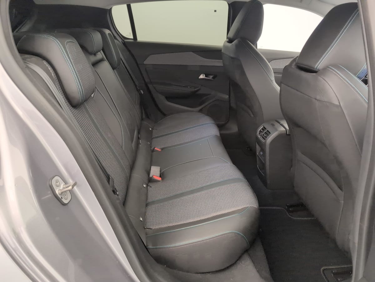 Peugeot 308 - Image 9