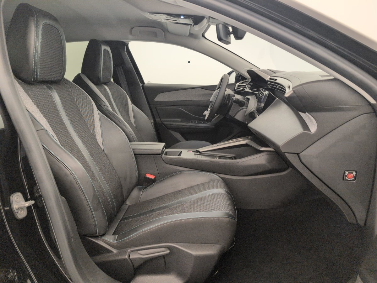 Peugeot 308 - Image 9