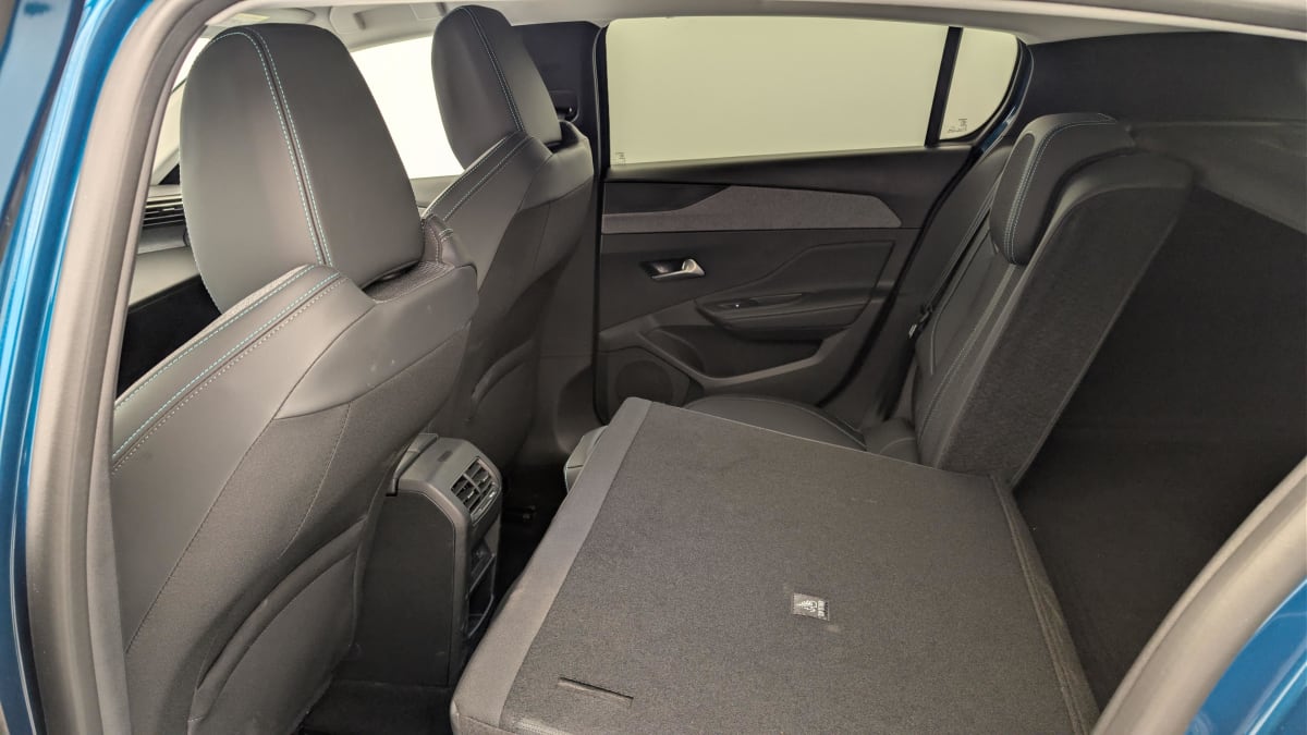 Peugeot 308 - Image 12