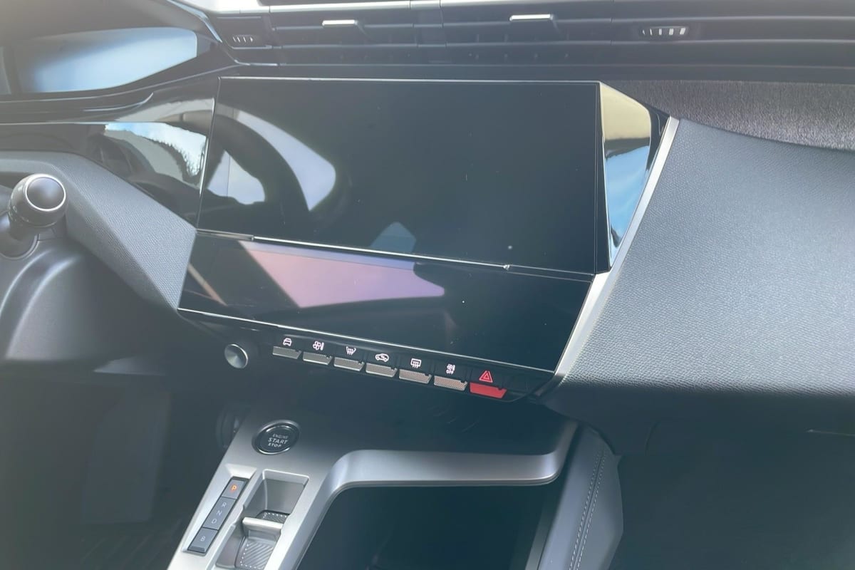 Peugeot 308 - Image 17