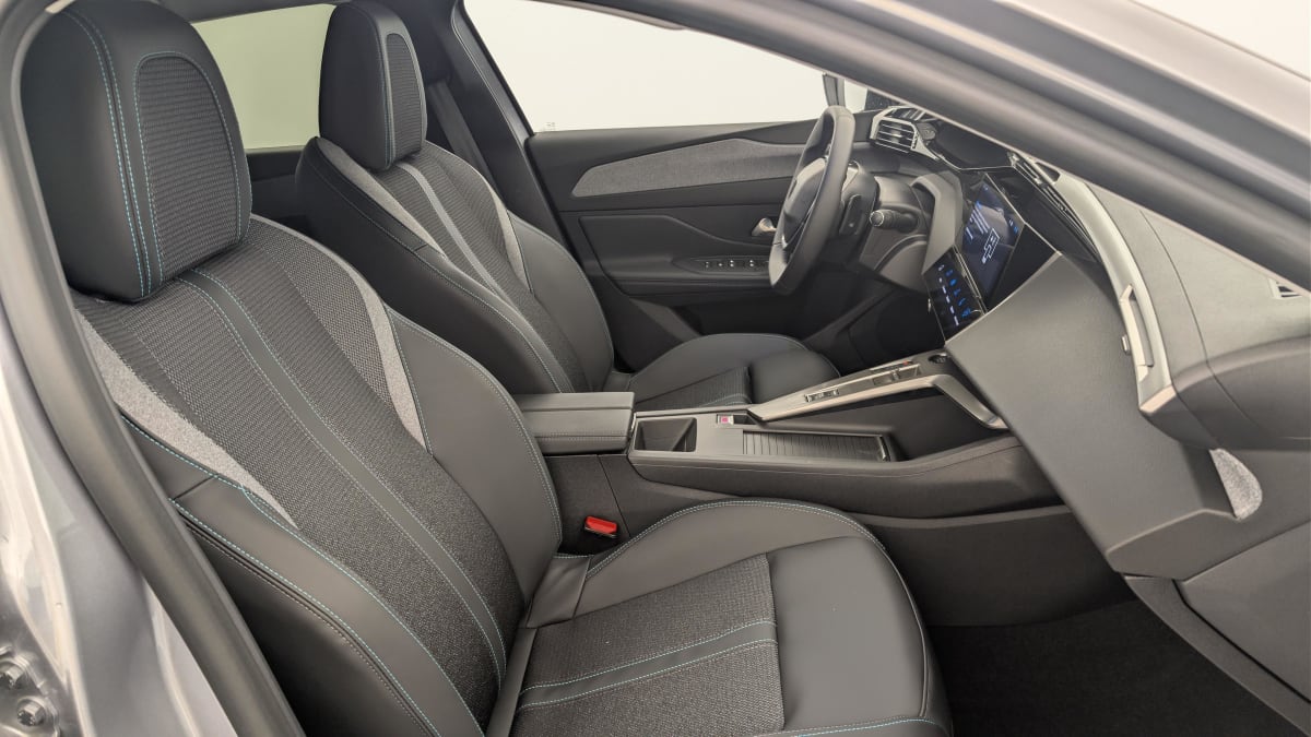 Peugeot 308 - Image 33