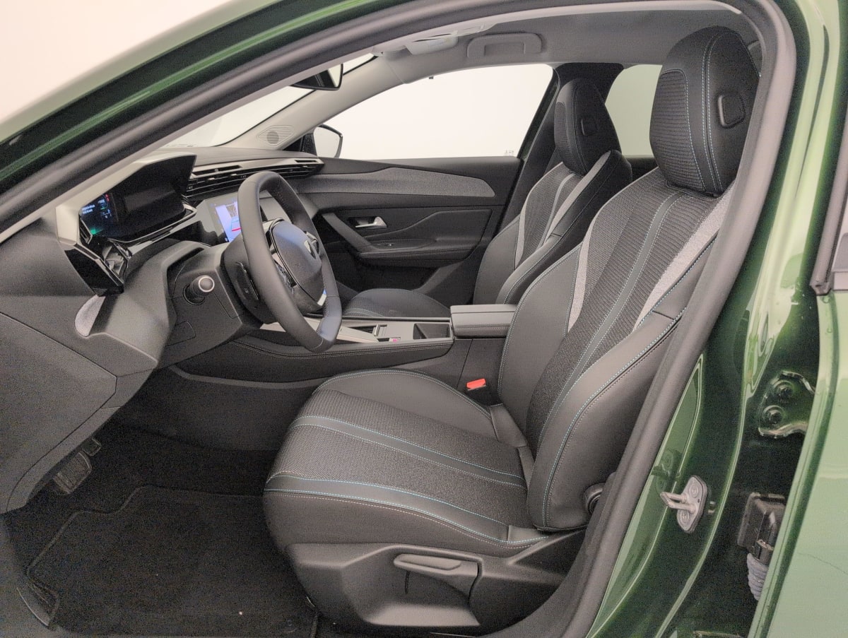 Peugeot 308 - Image 16