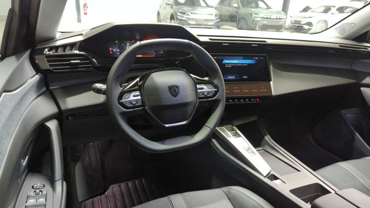 PEUGEOT 308 BLUEHDI 130CH EAT8 ALLURE