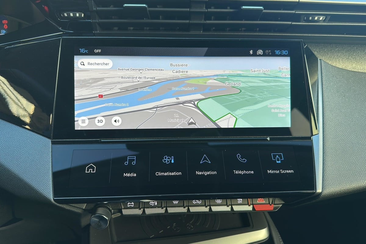 Peugeot 308 SW - Image 18