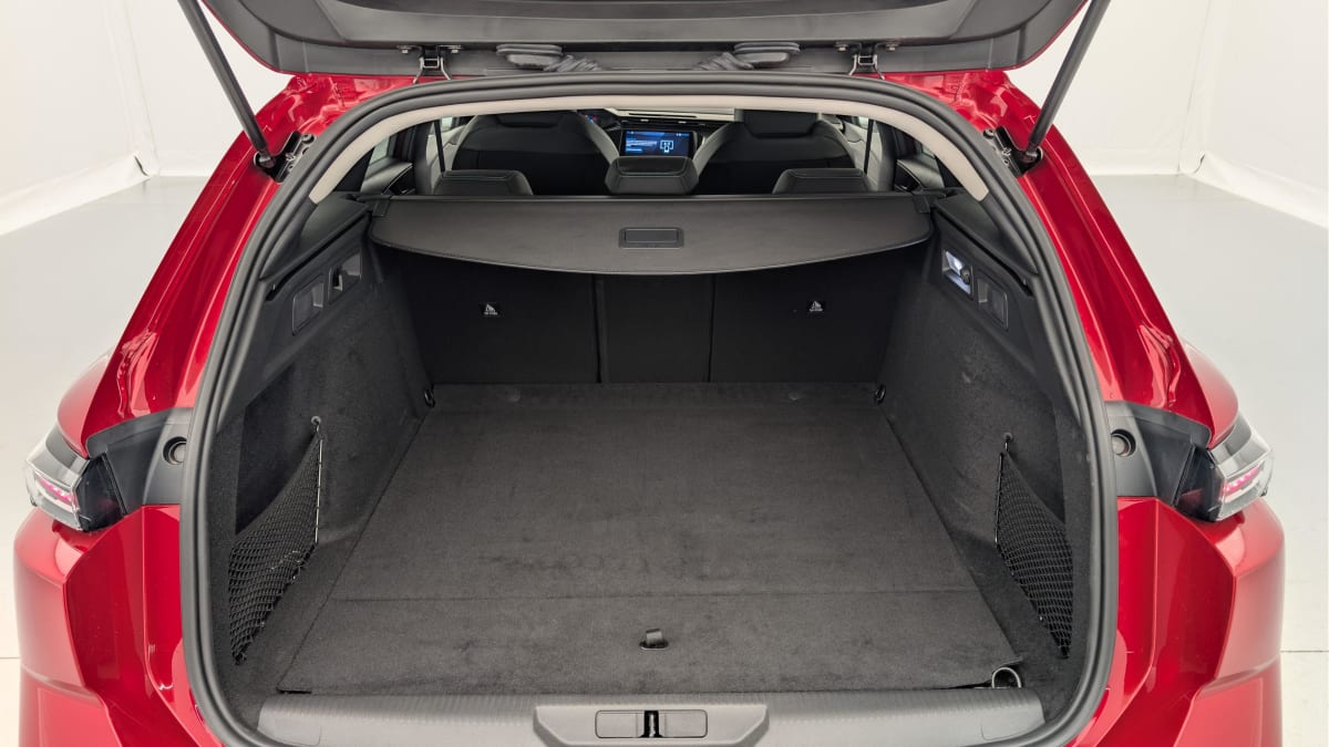 Peugeot 308 SW - Image 11