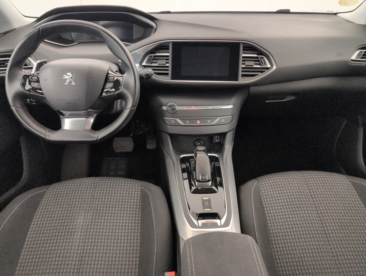 Peugeot 308 SW - Image 13