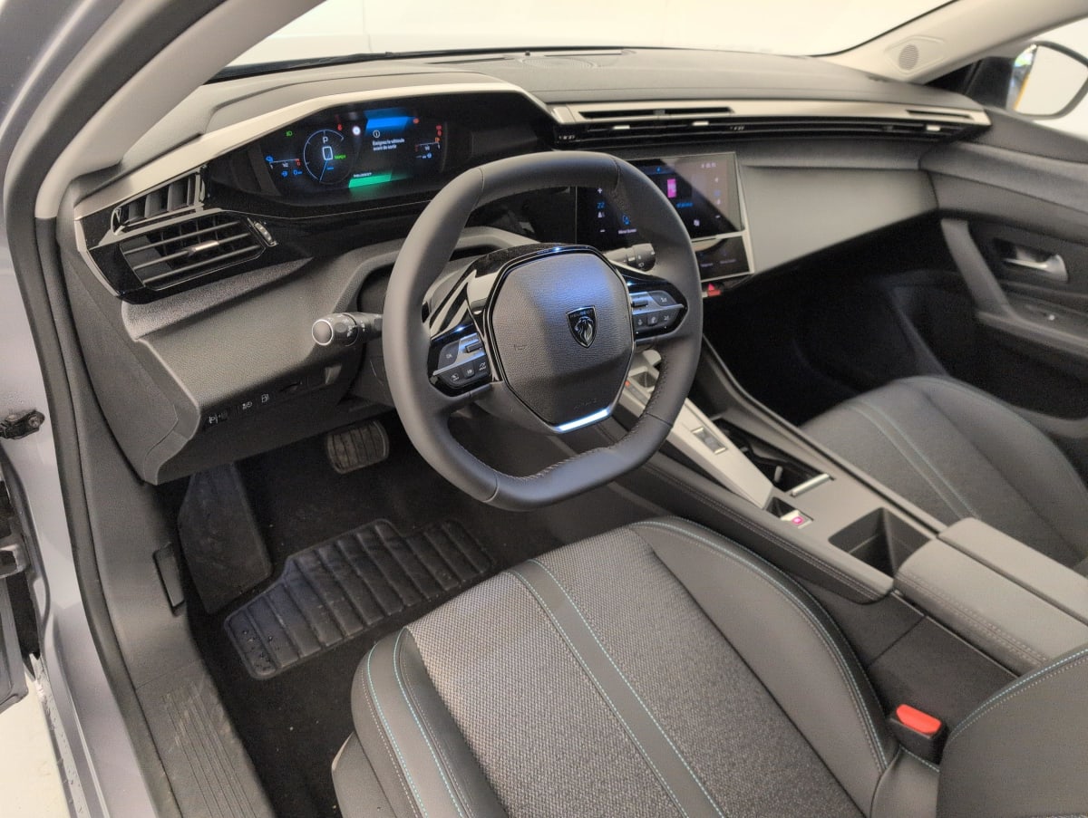 Peugeot 308 SW - Image 15