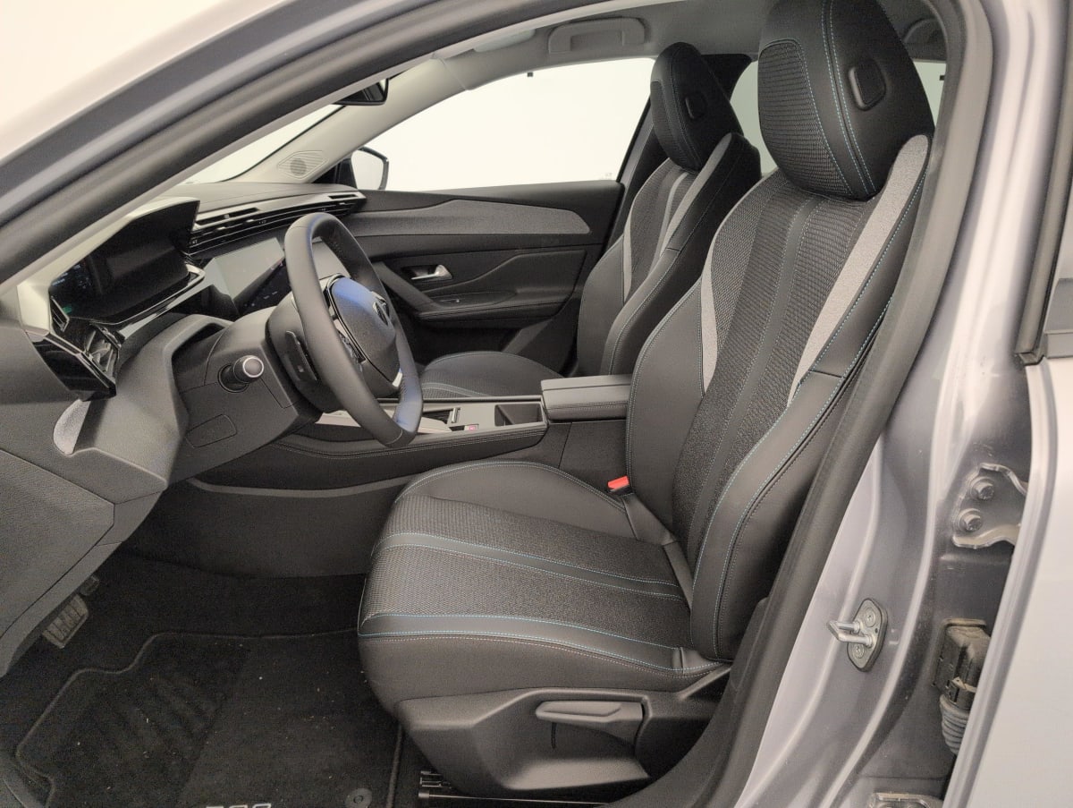 Peugeot 308 SW - Image 17