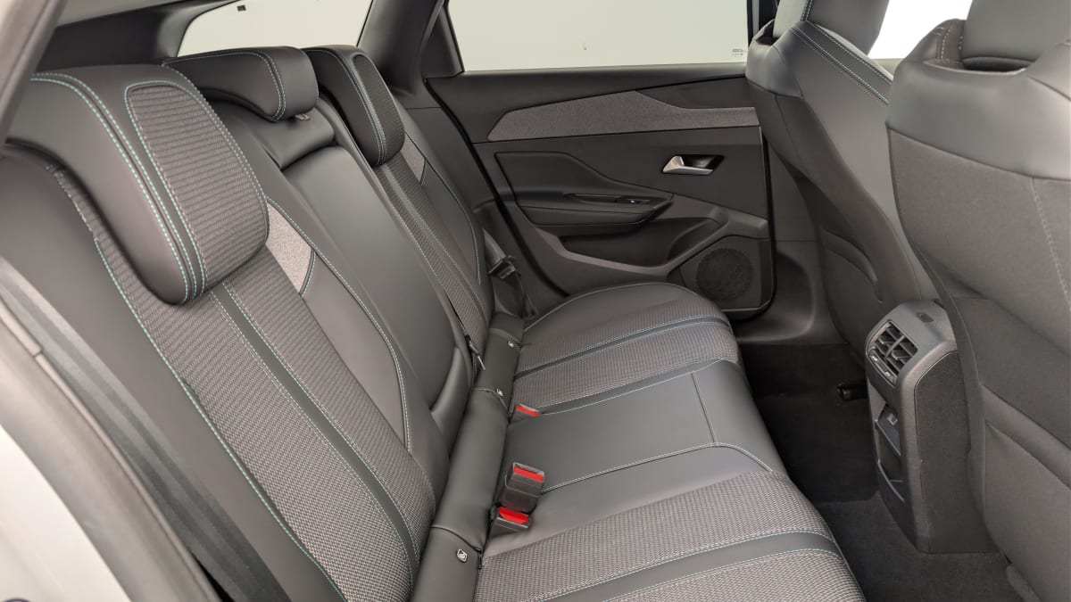 Peugeot 308 SW - Image 10