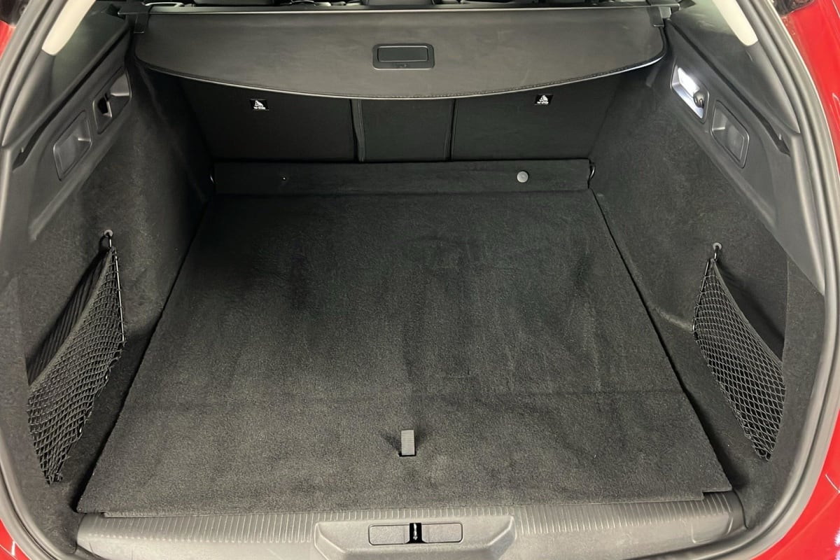 Peugeot 308 SW - Image 11