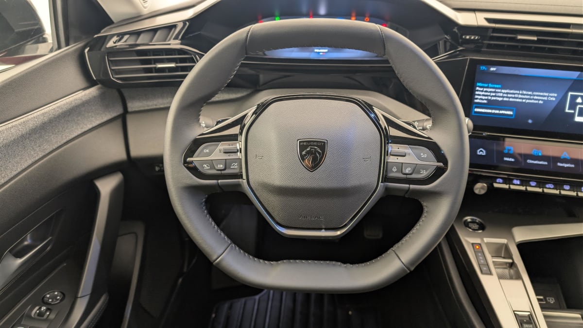 Peugeot 308 SW - Image 14