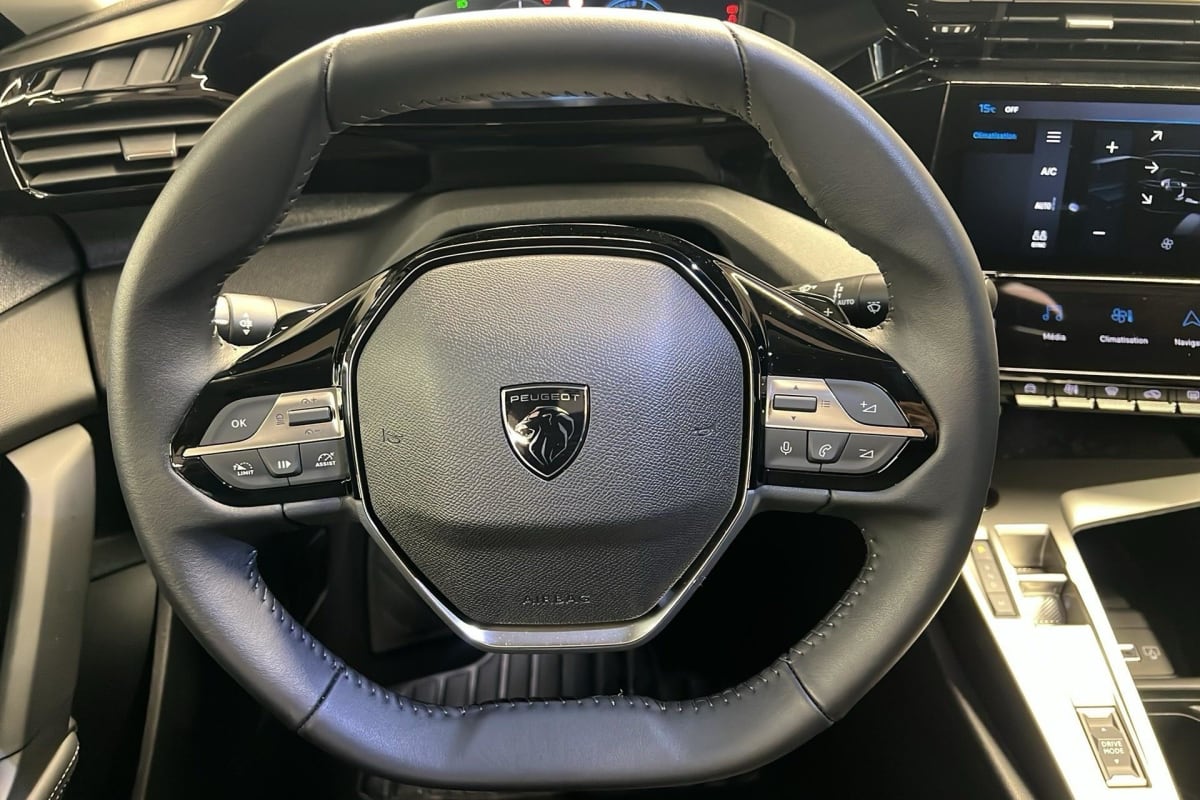 Peugeot 308 SW - Image 14