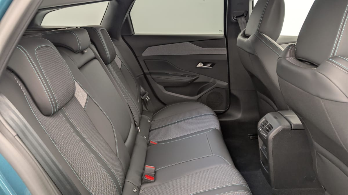 PEUGEOT 308 SW HYBRID 145 E-DCS6 ALLURE