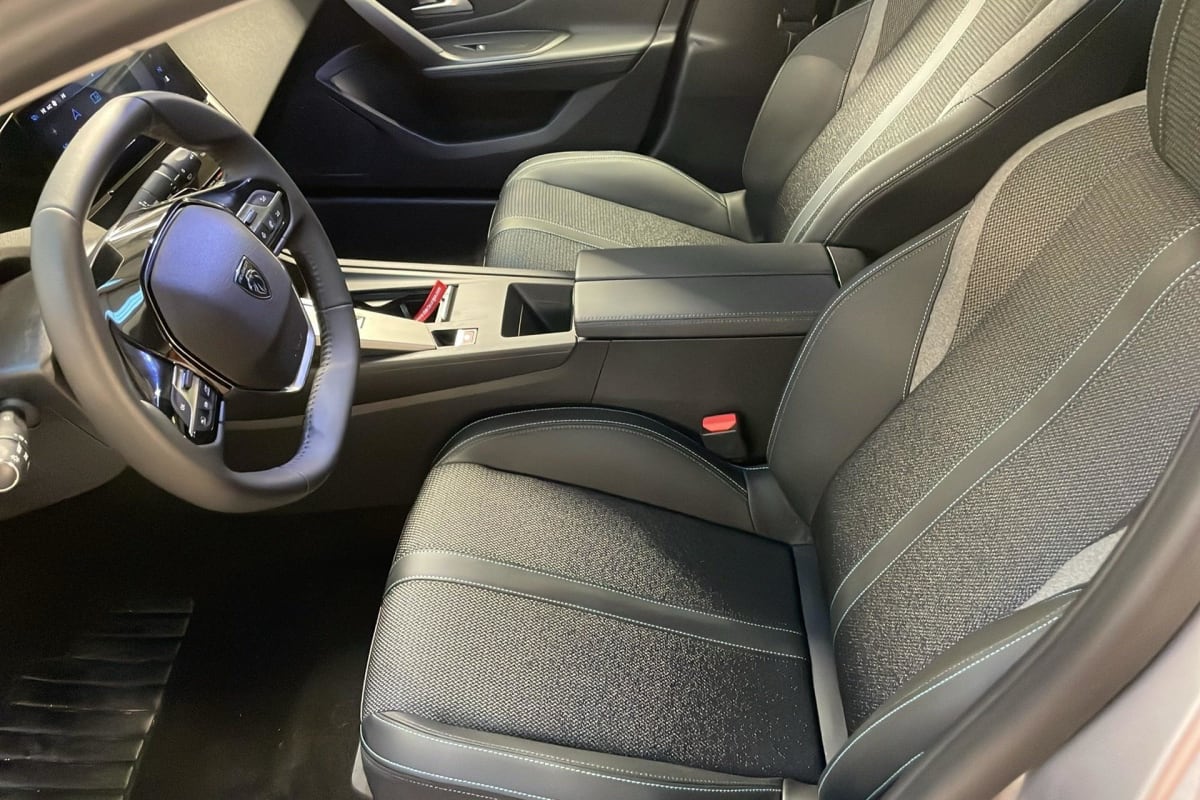 PEUGEOT 308 SW HYBRID 145 E-DCS6 ALLURE