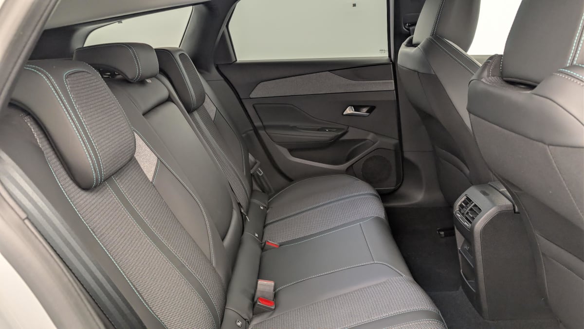 PEUGEOT 308 SW HYBRID 145 E-DCS6 ALLURE