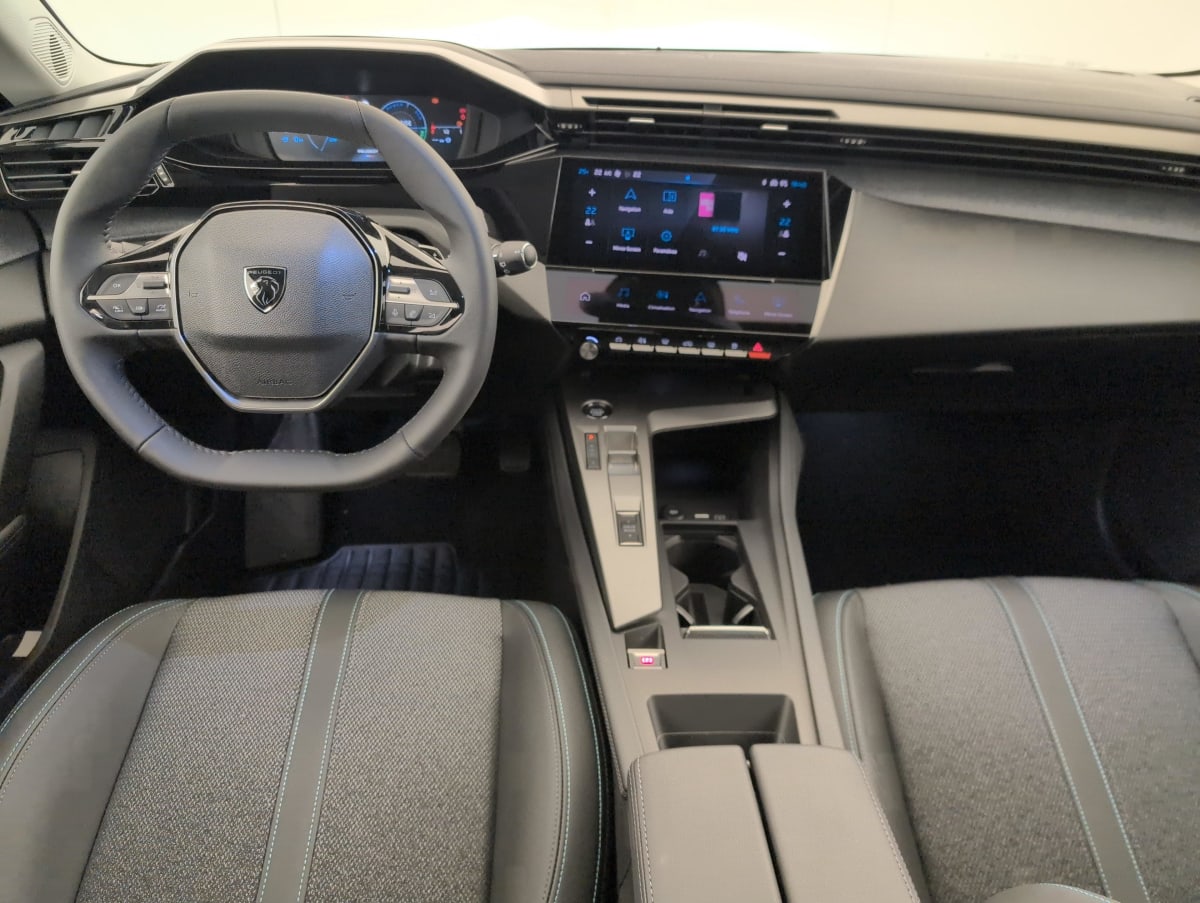 Peugeot 308 SW - Image 13