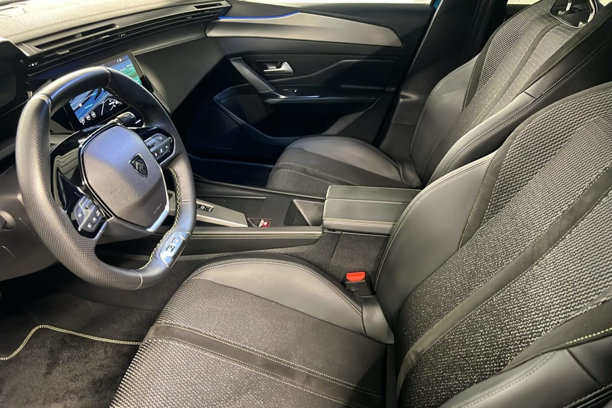 Peugeot 408 - Image 9
