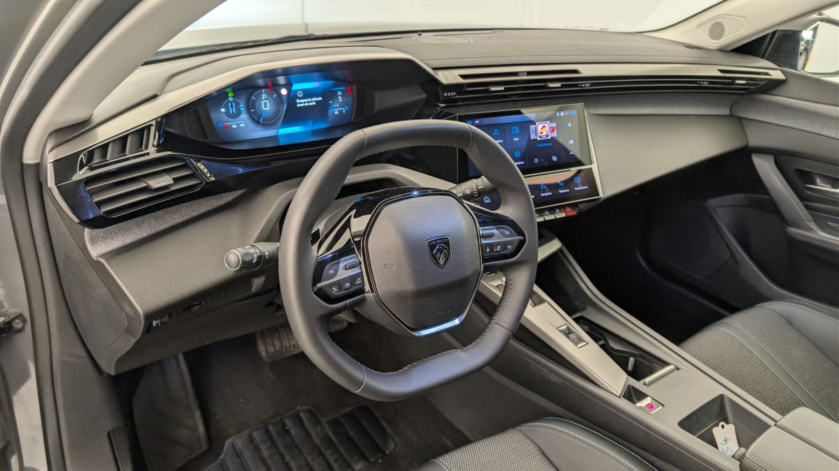 Peugeot 408 - Image 15