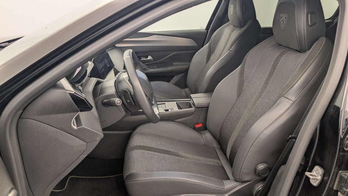 Peugeot 408 - Image 16