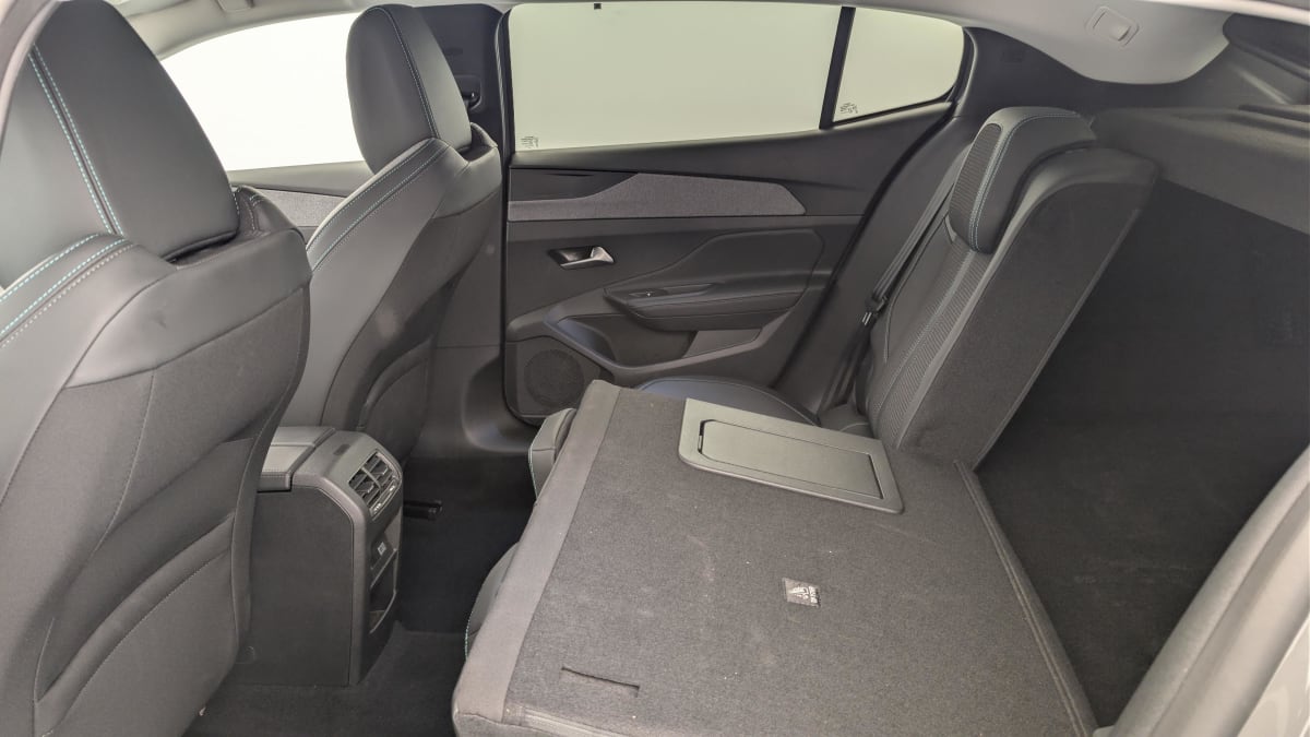 Peugeot 408 - Image 12