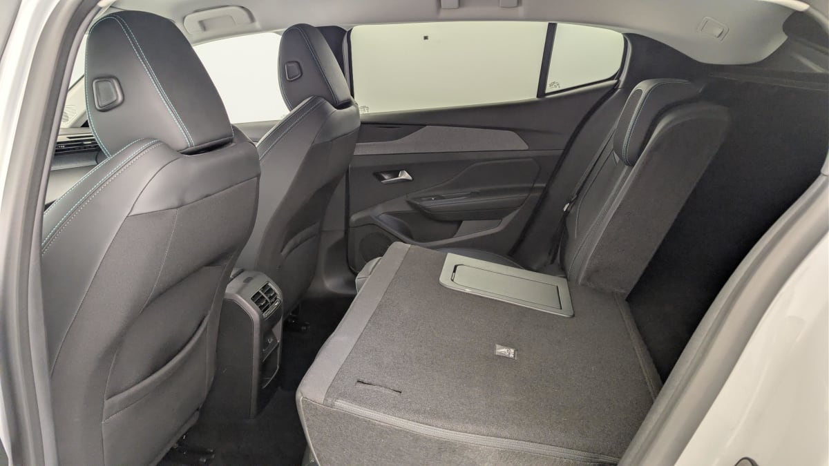 Peugeot 408 - Image 12