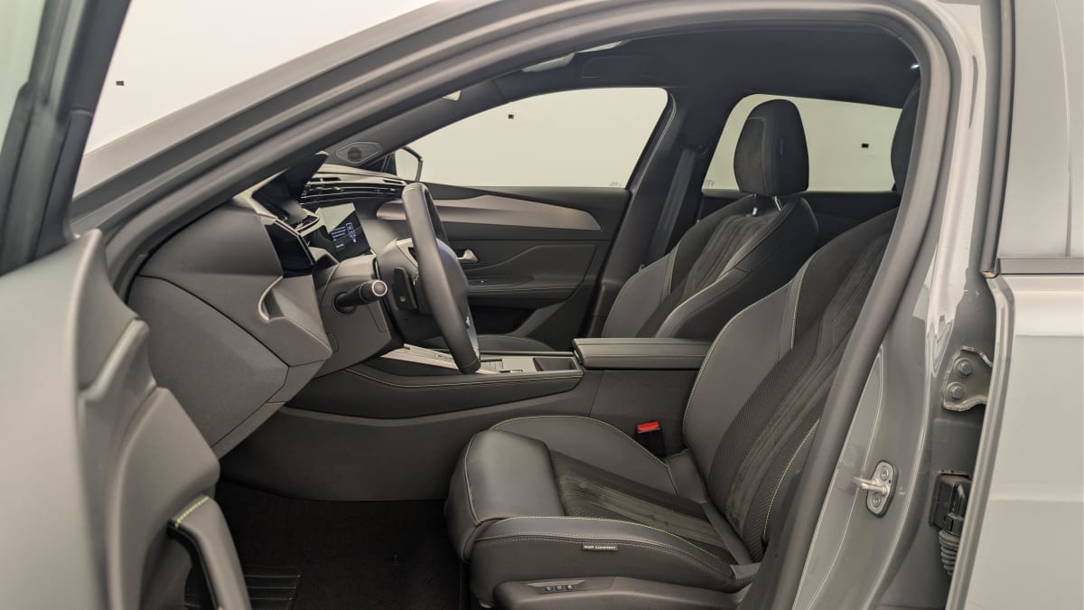 Peugeot 408 - Image 16