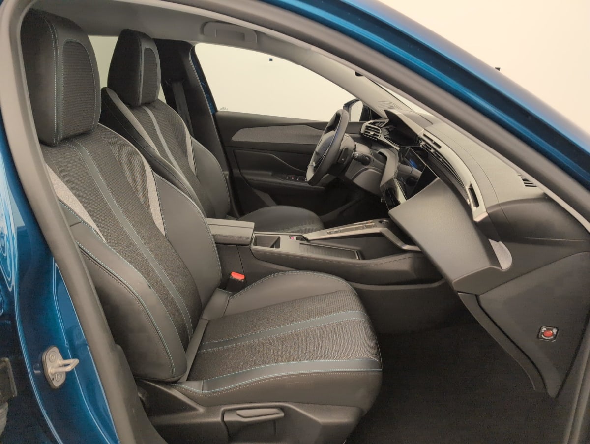 Peugeot 408 - Image 9