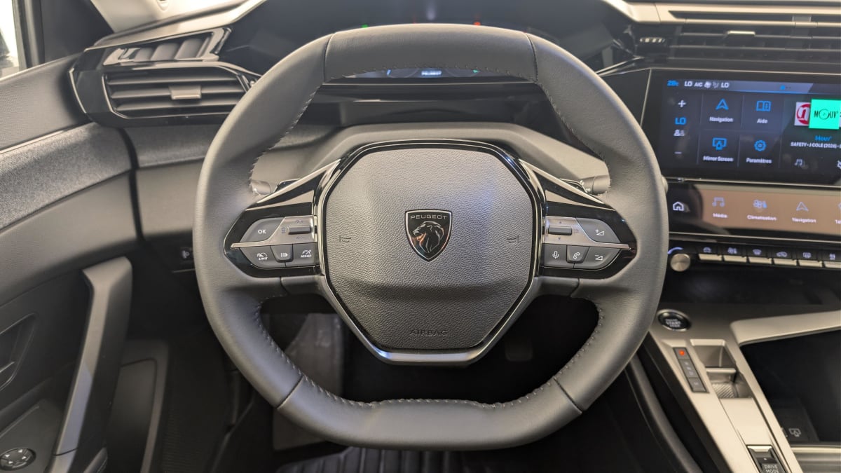 Peugeot 408 - Image 14