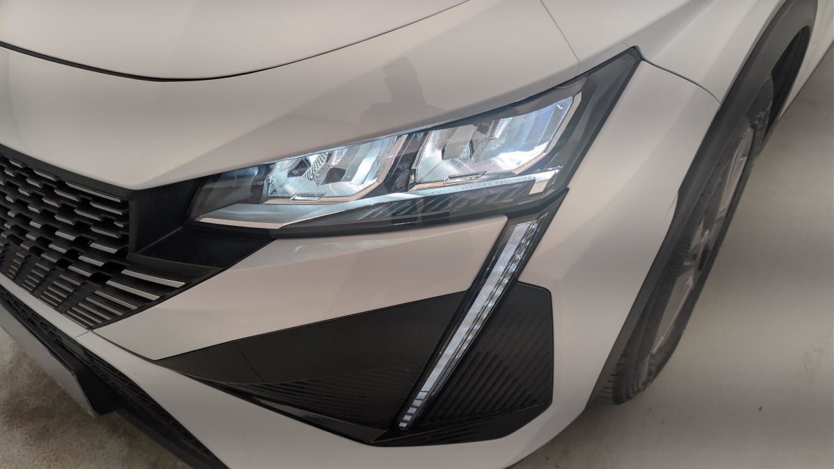 Peugeot 408 - Image 22