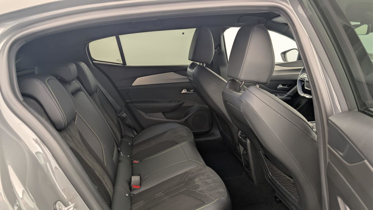 Peugeot 408 - Image 10