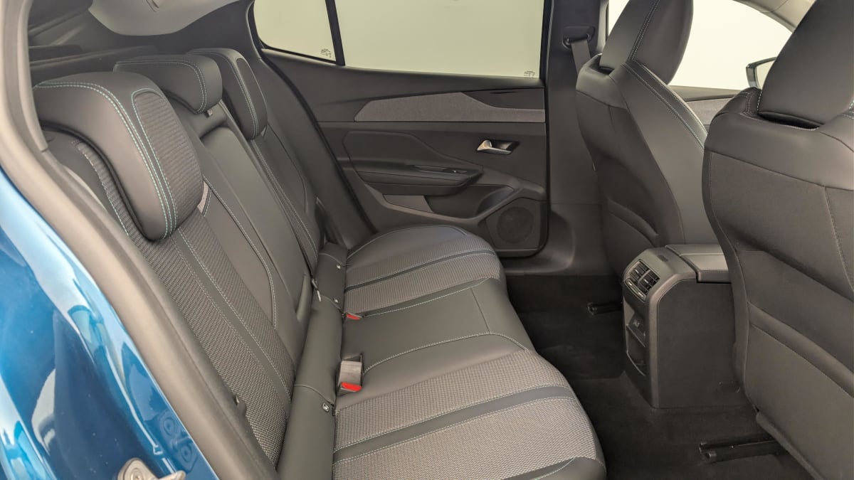 Peugeot 408 - Image 10