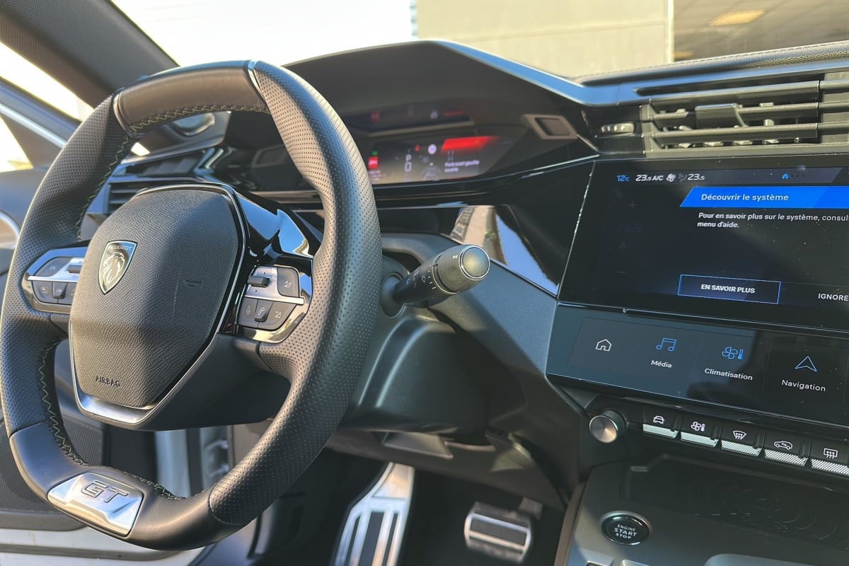 Peugeot 408 - Image 15