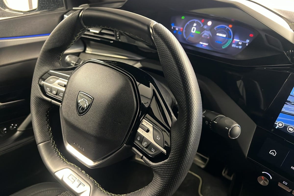 Peugeot 408 - Image 14