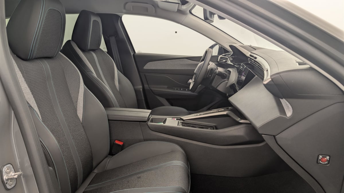 Peugeot 408 - Image 9