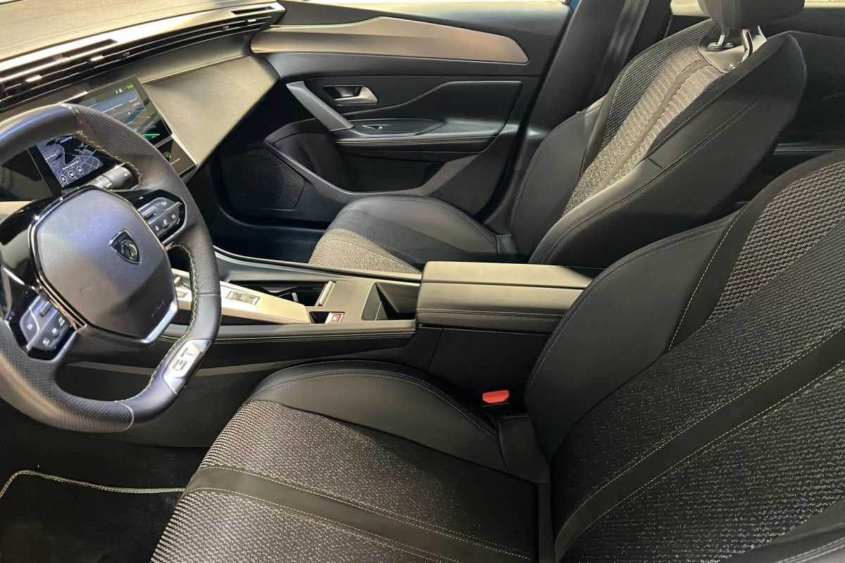 Peugeot 408 - Image 9