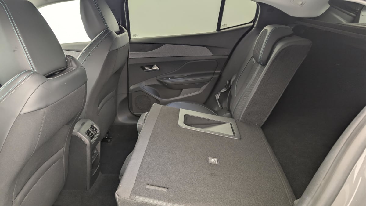 Peugeot 408 - Image 12