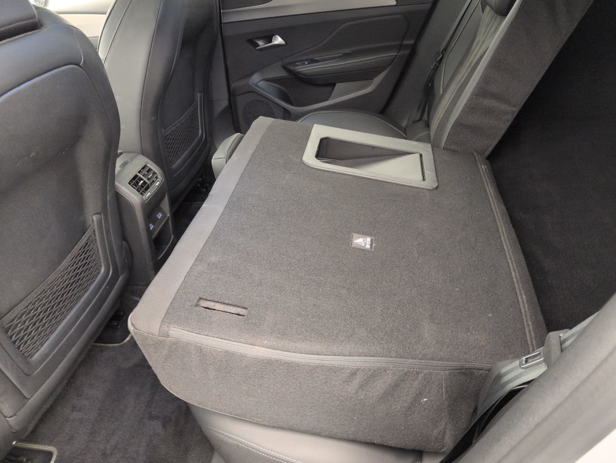 Peugeot 408 - Image 13