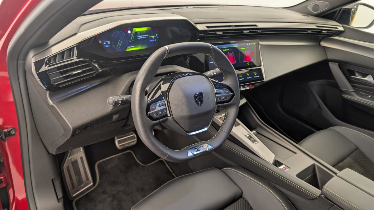 Peugeot 408 - Image 15