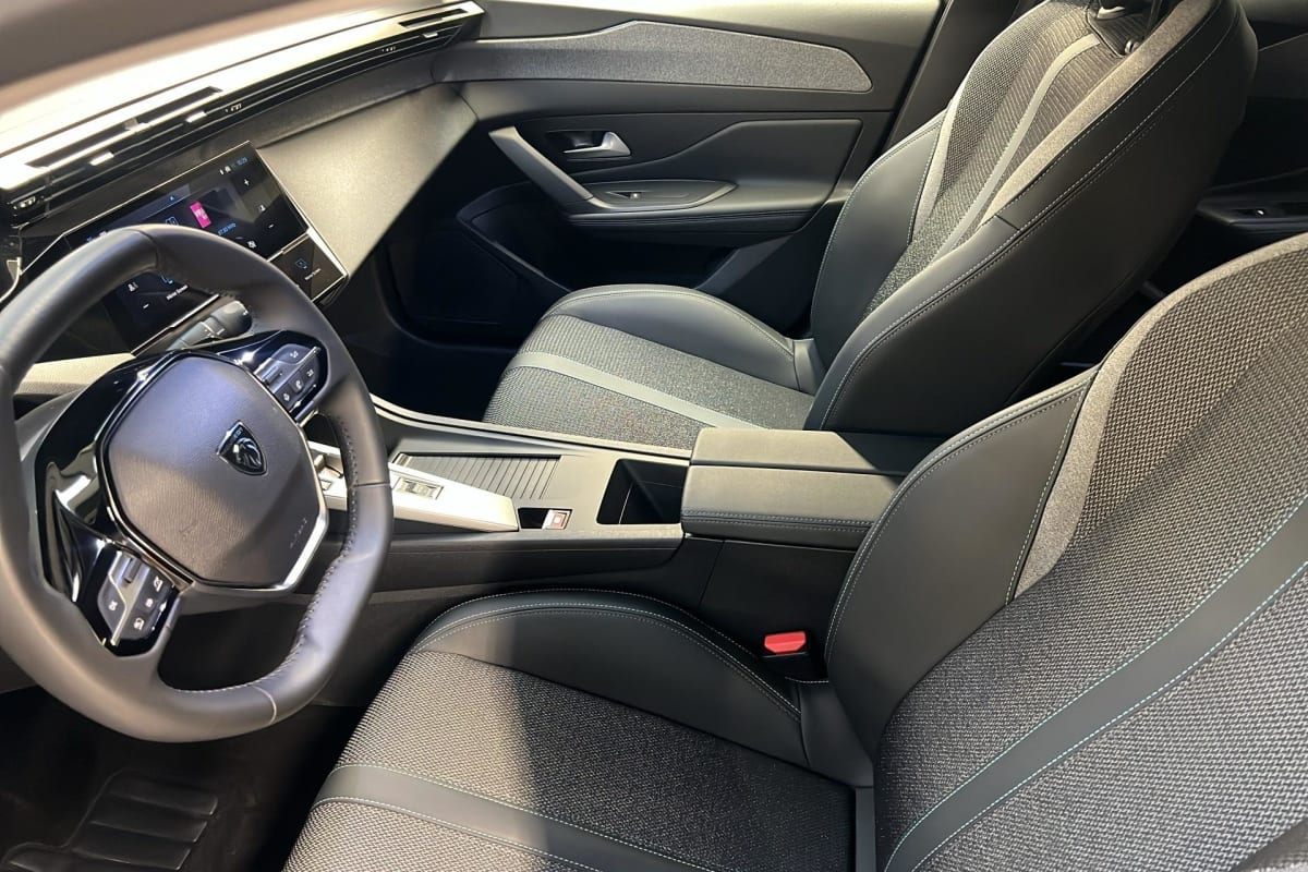 Peugeot 408 - Image 8
