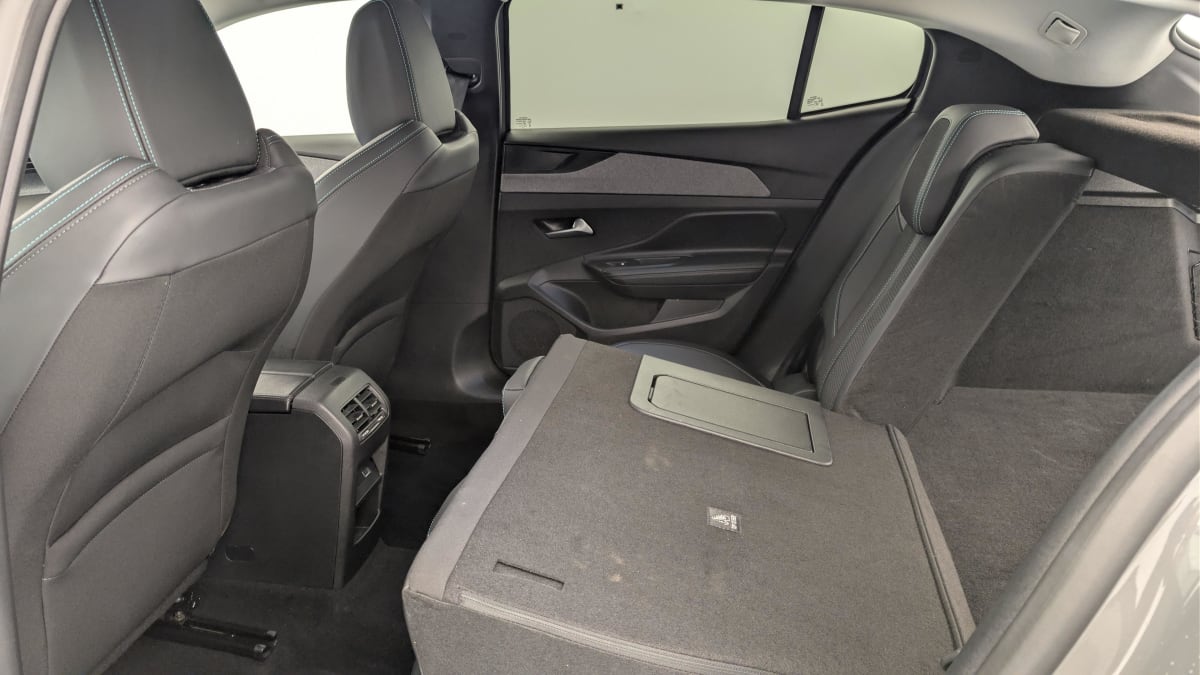 Peugeot 408 - Image 12