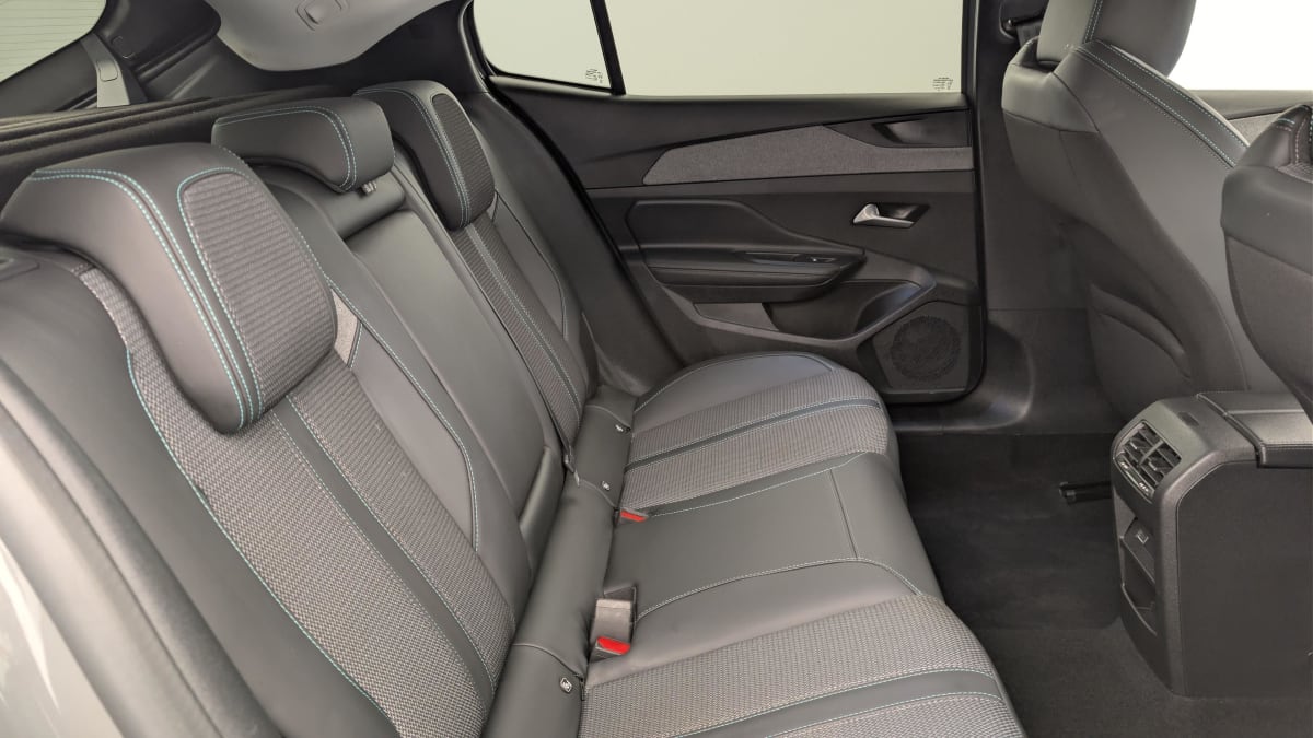 Peugeot 408 - Image 10